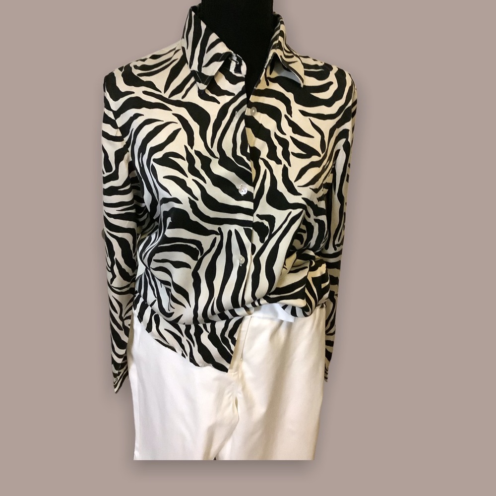 Kasper silk zebra print blouse size 8